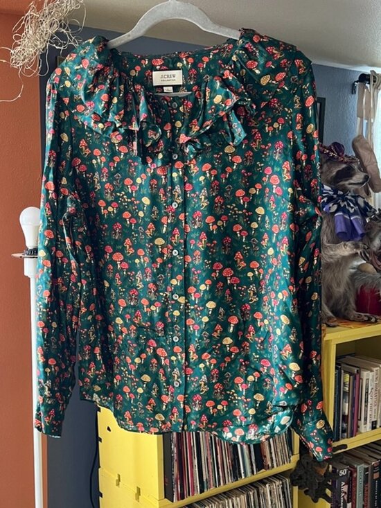J. Crew Tops - J Crew Collection 100% Silk Ruffle Collar Mushroom Print Blouse Large GUC